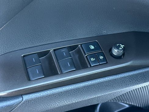 Used 2021 Toyota Camry LE image 12