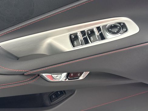 New 2025 Chevrolet Corvette E-Ray w/ Battery Protection Package image 15