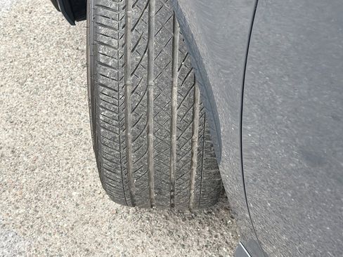 Used 2025 Toyota Camry SE image 40