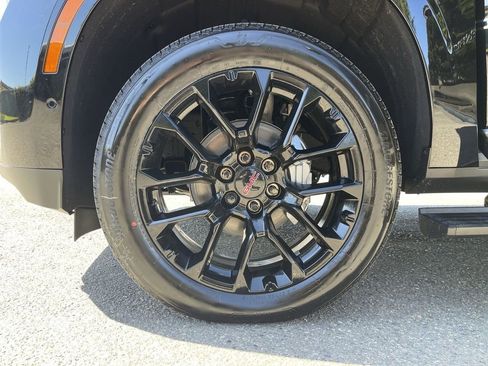 New 2026 GMC Yukon XL Denali AWD/4WD image 34