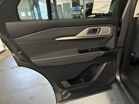 New 2026 Ford Explorer Active AWD/4WD image 24