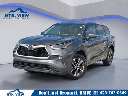 Used 2021 Toyota Highlander XLE
