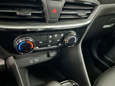 Certified 2025 Buick Encore GX Sport Touring w/ Comfort Package image 15