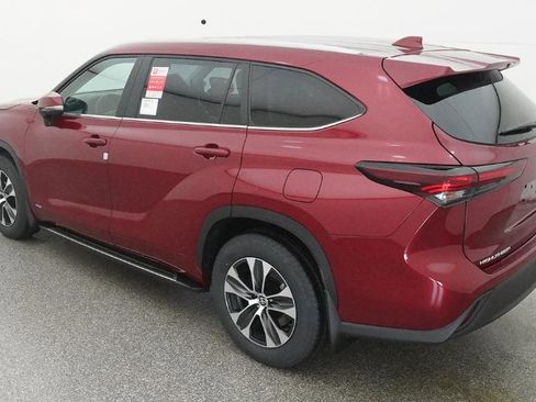 New 2026 Toyota Highlander XLE image 43