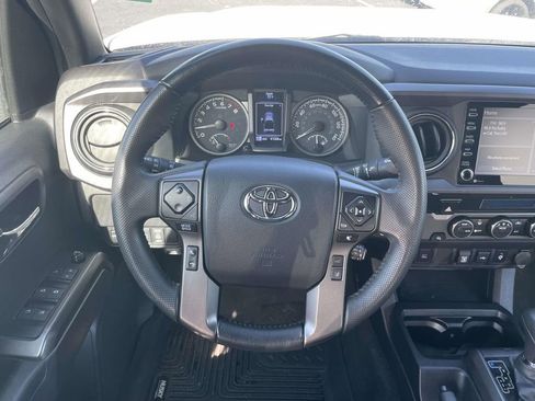 Used 2023 Toyota Tacoma TRD Off-Road image 25