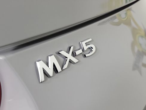 New 2025 MAZDA MX-5 Miata Club w/ Weather Package image 25