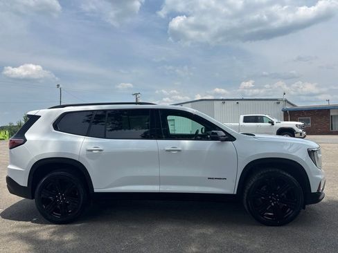 Used 2024 GMC Acadia Elevation w/ Black Edition FWD image 6