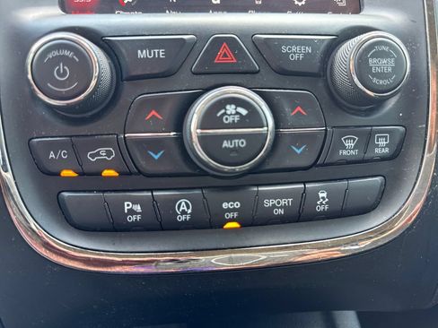 Used 2018 Dodge Durango GT w/ Premium Group AWD/4WD image 30