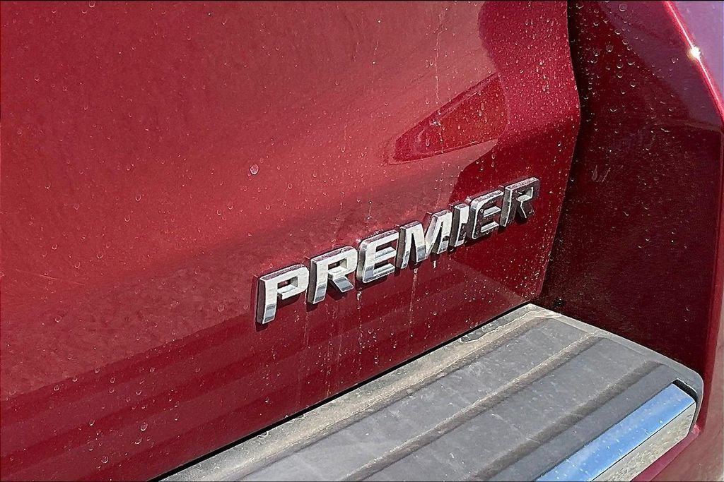 Used 2019 Chevrolet Tahoe Premier AWD/4WD image 29