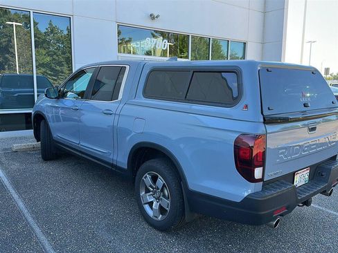 Certified 2024 Honda Ridgeline RTL image 2