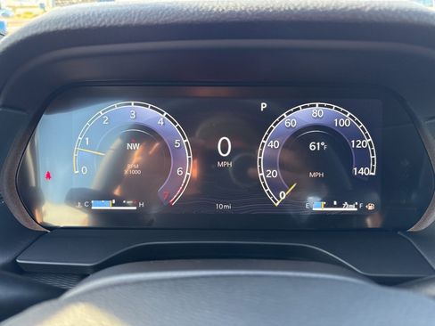 New 2025 Jeep Grand Cherokee Altitude image 30