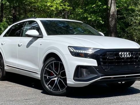 Used 2021 Audi Q8 Premium Plus AWD/4WD image 9