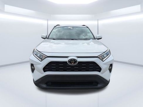 Used 2019 Toyota RAV4 XLE FWD image 9