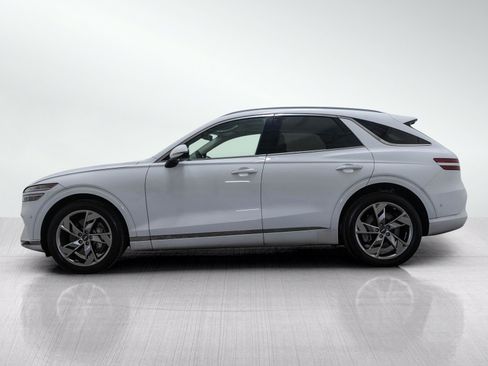 Used 2024 Genesis Electrified GV70 AWD/4WD image 3