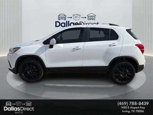 Used 2022 Chevrolet Trax LT w/ Sport Edition image 9