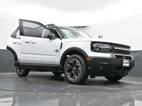 New 2025 Ford Bronco Sport Outer Banks w/ Outer Banks Tech Package+ image 68