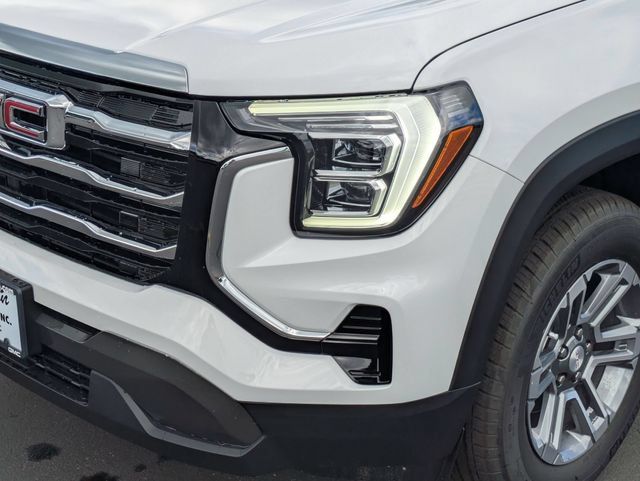 New 2027 GMC Terrain Elevation w/ LPO, Floor Liner Package AWD/4WD image 9