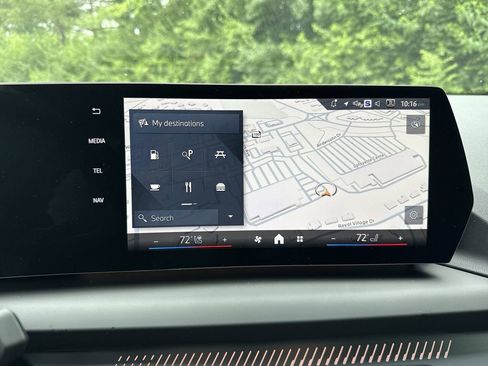 Used 2025 BMW 228i xDrive w/ Premium Package image 20