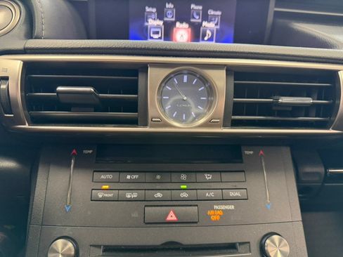 Used 2015 Lexus IS 250 w/ Premium Package RWD image 62