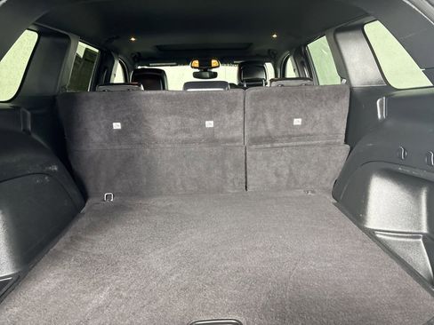 Used 2022 Jeep Grand Cherokee Limited image 26