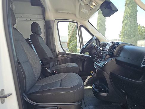 Used 2023 RAM ProMaster 3500 FWD image 11