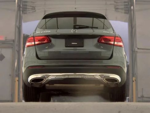 Used 2016 Mercedes-Benz GLC 300 4MATIC w/ Multimedia Package image 6