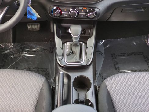 Certified 2025 Kia Soul LX w/ LX Technology Package FWD image 19