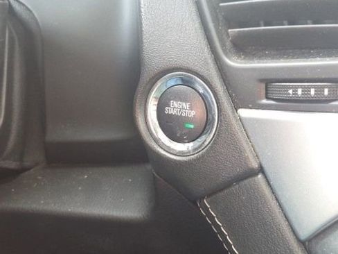 Used 2018 Chevrolet Suburban LT image 46