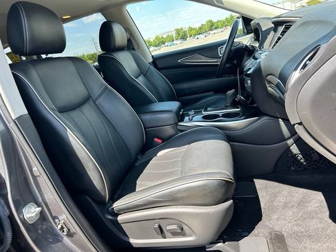 Used 2019 INFINITI QX60 Luxe w/ Essential Package AWD/4WD image 11
