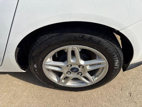Used 2019 Ford Fiesta SE image 17