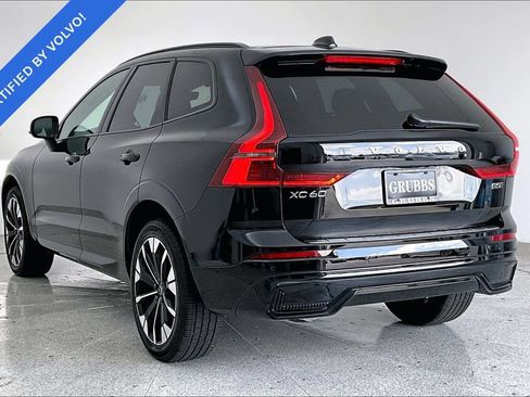 Used 2026 Volvo XC60 B5 Plus AWD/4WD image 14