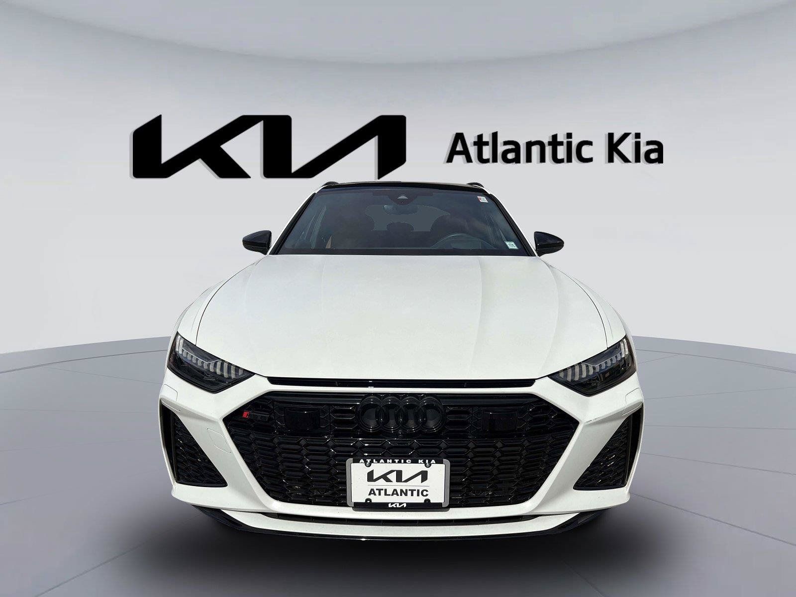 Used 2024 Audi RS 6 performance AWD/4WD image 2
