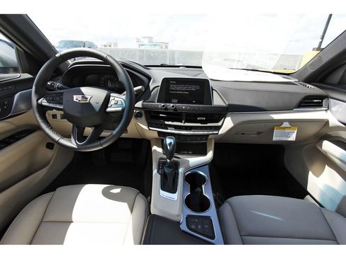 New 2025 Cadillac CT4 Premium Luxury image 9