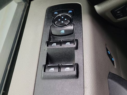 Used 2018 Ford F150 XL w/ Equipment Group 101A Mid image 27