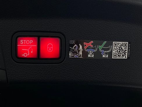 New 2026 Mercedes-Benz GLE 450 4MATIC Coupe image 7