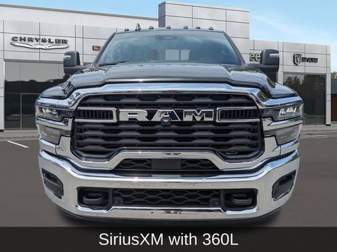 Used 2026 RAM 3500 Tradesman AWD/4WD image 9