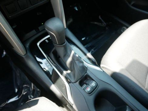 Certified 2025 Toyota Corolla Cross LE AWD/4WD image 17