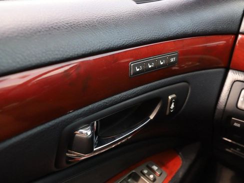 Used 2012 Lexus LS 460 w/ Comfort Pkg RWD image 24