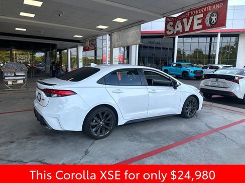 Used 2023 Toyota Corolla XSE FWD image 11