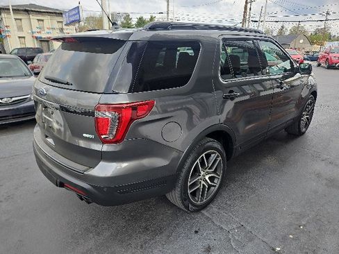 Used 2018 Ford Explorer Sport w/ Equipment Group 401A image 3