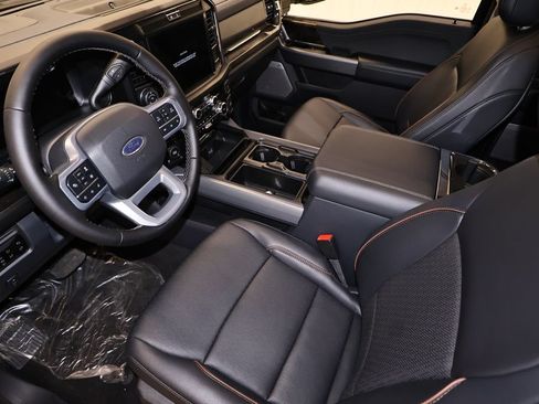 New 2026 Ford F250 Lariat w/ Black Appearance Package AWD/4WD image 31