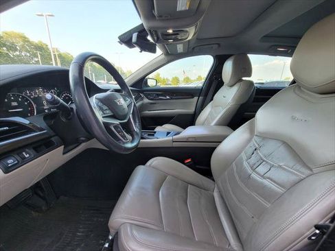 Used 2018 Cadillac CT6 Luxury AWD/4WD image 17