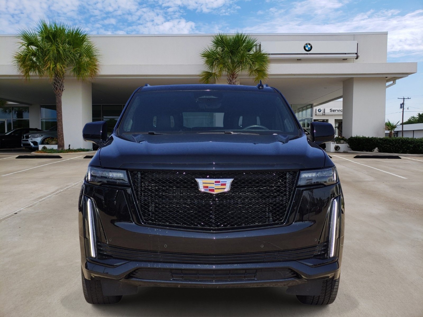 Used 2023 Cadillac Escalade ESV Sport Platinum w/ LPO, Floor Liner Package AWD/4WD image 2