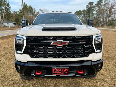 New 2026 Chevrolet Silverado 2500 ZR2 image 25