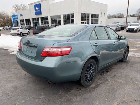 Used 2009 Toyota Camry LE image 3