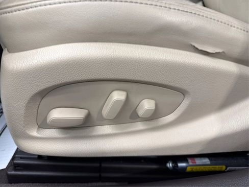 Used 2015 Buick LaCrosse Leather w/ Experience Buick Package FWD image 19