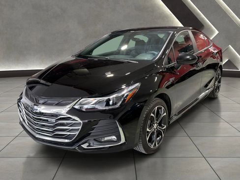 Used 2019 Chevrolet Cruze LT w/ Convenience Package FWD image 7