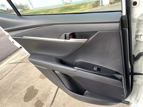 Used 2025 Toyota Camry LE image 49