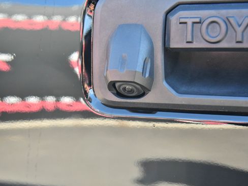 Used 2023 Toyota Tacoma TRD Off-Road w/ Technology Package image 37