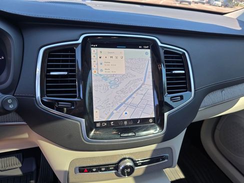 Used 2025 Volvo XC90 T8 Ultra w/ Protection Package image 17